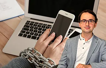 Ekran bağımlılığına karşı 'bağımlılık yapmayan telefon' tavsiyesi