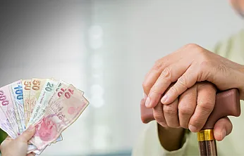 Emekliye yılda 4 ikramiye teklifi: Ödemeler asgari ücrete bağlanacak