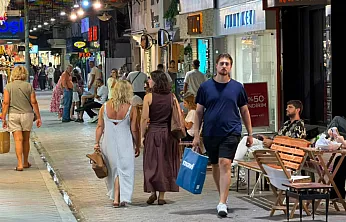 Fethiye Çarşı'da Eylül Yoğunluğu