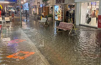 Fethiye'de 3 Günde Metrekareye Yaklaşık 250 Kilogram Yağış Düştü