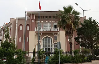 Fethiye'de 4 yıl önce kaybolan kadının ölümüyle ilgili 4'ü tutuklu 10 sanık yargılanıyor