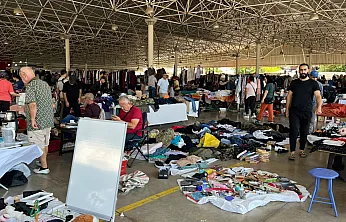 Fethiye'de Çalıca İkinci El Pazarı'nda yoğunluk