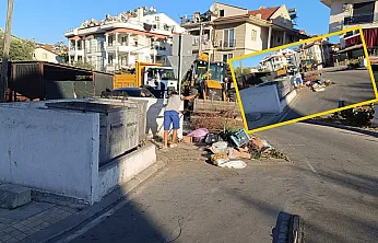 Fethiye'de çöp kenarlarına bırakılan atıklar temizlik ekiplerinin iş yükünü artırıyor