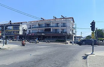 Fethiye'de Cumartesi Pazarı Kavşağı'nda trafik ışıkları arızalandı