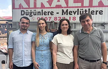 Fethiye'de Emine ve Buğra Çiftinin Düğün Yemeği Yoğun Katılımla Gerçekleşti