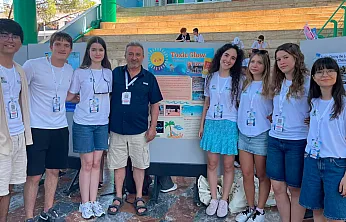 Fethiye'de genç çevrecilerden uluslararası poster sergisi
