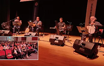 Fethiye'de 'İki Kapılı Handan Bir Usta Aşık Veysel' konseri düzenlendi