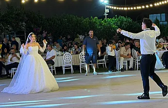 Fethiye'de İsmet Çatal ve Merve Yanık çifti dünyaevine girdi