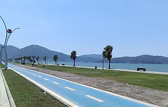 Fethiye'de Kavurucu Sıcaklar 3. Etap'ı Issız Bıraktı