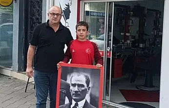 Fethiye'de öğrencinin Atatürk portresine duyarlılığı takdir topladı