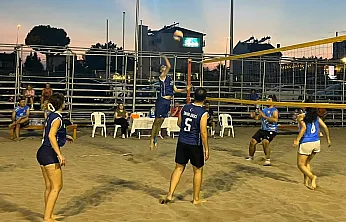 Fethiye'de 'Plaj Voleybolu' heyecanı: 32 takım şampiyonluk için mücadele ediyor