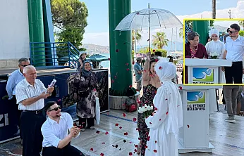 Fethiye'de sevgiye 'Evet': İşitme engelli genç çift hayatlarını birleştirdi