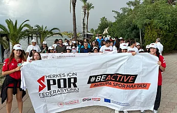 Fethiye'de spor ve hareket için hep birlikte yürüdüler