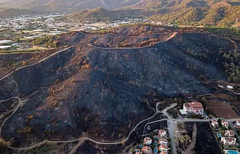 Fethiye'deki Yangın, geride izleri yıllarca silinmeyecek acı bir manzara bıraktı