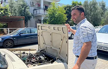 Fethiye Kesikkapı Mahallesi'nde park halindeki araç alev aldı