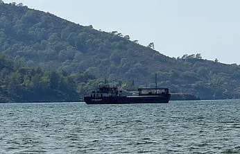 Fethiye Körfezi'nde 80 metrelik yük gemisi