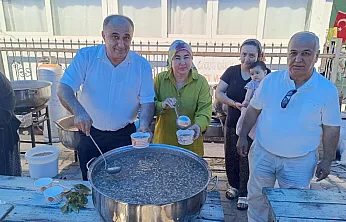 Fethiye Pazarcılar Odası'ndan Salı Pazarı'nda Aşure İkramı