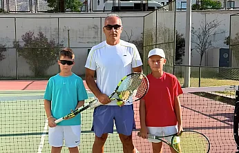 Fethiye Tenis Akademi'den İzmir'de final başarısı