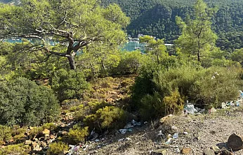 Fethiye Yarımadası'nın güzelliğine çöpler gölge düşürüyor