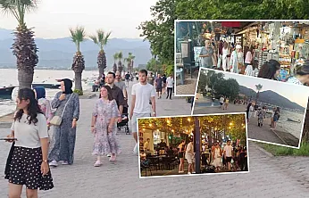Gündüzü başka, gecesi başka: Fethiye'de yaz kalabalığı