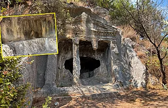 İnlice'nin Kayalara Kazınan Tarihi: Daedala Kral Kaya Mezarı Yüzyıllara Meydan Okuyor