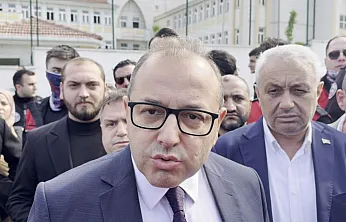 İstanbul Esenyurt'ta lisede bıçaklı kavga: 2 öğrenci yaralandı