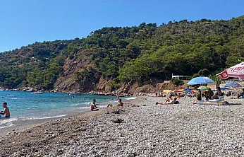 Kabak Koyu'nda Yangın Tedbirleri Sürüyor: Cennet Mağarası ve Şelale Rotasına Giriş Yasak