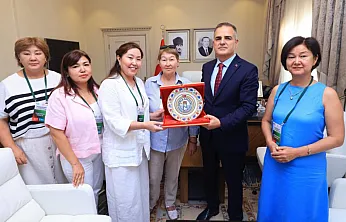 Kazakistanlı eğitimcilerden Muğla Valisi Akbıyık'a ziyaret