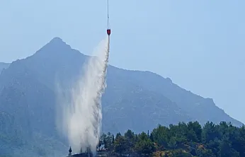 Manisa'da ormana sıçrayan yangın kontrol altına alındı