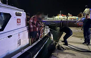 Marmaris açıklarında ticari teknede rahatsızlanan vatandaş için tıbbi tahliye gerçekleştirildi