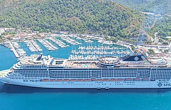 Marmaris'e 'MSC Divina' kruvaziyeri 4 bin 121 turist getirdi
