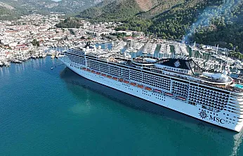Marmaris'e 'MSC Divina' kruvaziyeriyle 3 bin 705 turist geldi