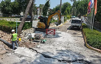 Marmaris İçmeler'de 35 Yıllık Kanalizasyon Hattı Yenileniyor