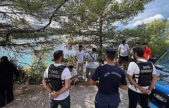 Marmaris Özgök koyunda 18 düzensiz göçmen yakalandı