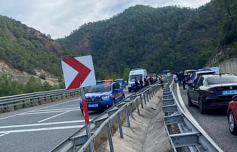 Marmaris'te devrilen motosikletin sürücüsü hayatını kaybetti