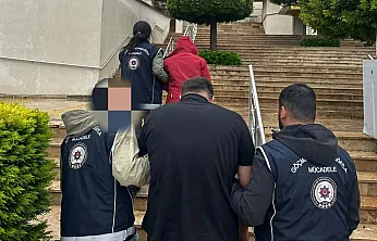 Marmaris'te kesinleşmiş hapis cezası bulunan 2 hükümlü yakalandı