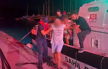 Marmaris'te Teknede Rahatsızlanan Vatandaş Sahil Güvenlik Tarafından Tahliye Edildi