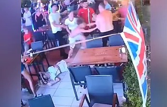 Marmaris'te yabancı uyruklu turistten ailesine şiddet