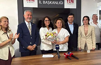 Menteşe Belediye Başkanı Aras Yeni Parti'ye geçti