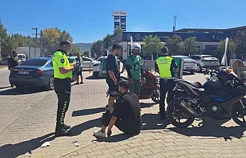Menteşe'de motosiklet ve otomobil çarpıştı: 1 yaralı