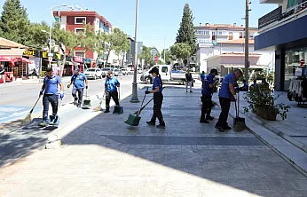 Muğla Büyükşehir'den Sağlıklı ve Temiz Çevre İçin Yoğun Mesai