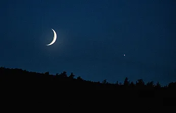 Muğla'da ay ve yıldız aynı anda görüntülendi