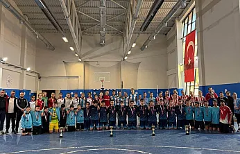 Muğla'da Cumhuriyet Kupası Hokey Turnuvası tamamlandı