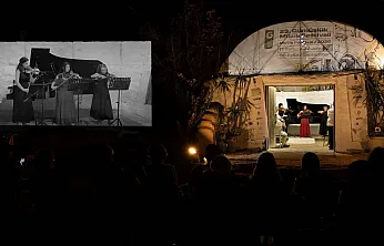 Muğla'da genç kemancılar 23. Gümüşlük Müzik Festivali kapsamında konser verdi
