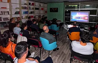 Muğla'da gençler fotoğrafçılık eğitimiyle kendi hikayelerini karelere sığdırıyor