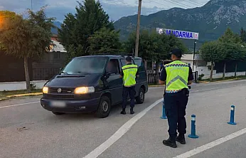 Muğla'da Jandarma trafik denetimlerinde 155 araç trafikten men edildi