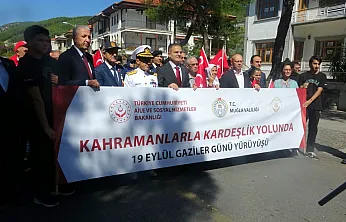 Muğla'da 'Kahramanlarla Kardeşlik Yolunda' yürüyüşü düzenlendi
