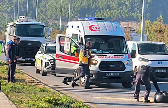Muğla'da motosiklet ile otomobil çarpıştı: 1 yaralı