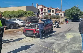 Muğla'da seyir halindeki otomobilde yangın çıktı