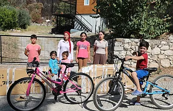 Muğla'da Umut'un Bisikleti Yangın Bölgesindeki Çocuklara da Umut Oldu